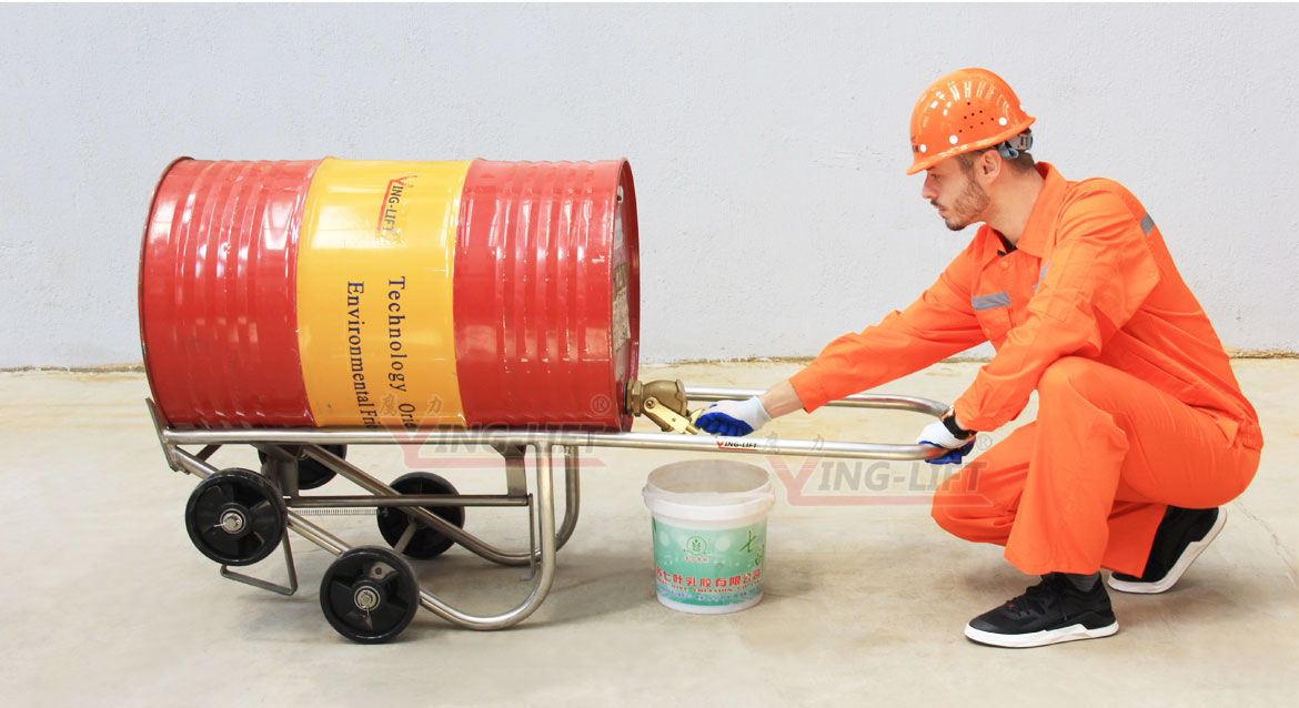 不銹鋼機械油桶車